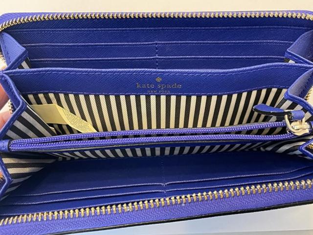 ◇良品/難有り【kate spade/ケイトスペード】財布 箱付◇ < ブランド  ◇良品/難有り【kate spade/ケイトスペード】財布 箱付◇ < ブランドの