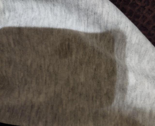 FILA スウェットトレーナー 刺繍ロゴ 裏起毛 暖かい 肩落ちゆったりサイズ L LL シミ 汚れ ヨレ有り < ブランド  FILA スウェットトレーナー 刺繍ロゴ 裏起毛 暖かい 肩落ちゆったりサイズ L LL シミ 汚れ ヨレ有り < ブランドの