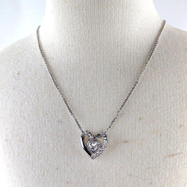SWAROVSKI スワロフスキー ネックレス < 女性アクセサリー/時計  SWAROVSKI スワロフスキー ネックレス < 女性アクセサリー/時計の