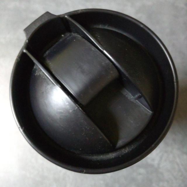 【日本限定】映画『チャーリーとチョコレート工場』WONKA サーモカップ★中古品 < ホビー  【日本限定】映画『チャーリーとチョコレート工場』WONKA サーモカップ★中古品 < ホビーの