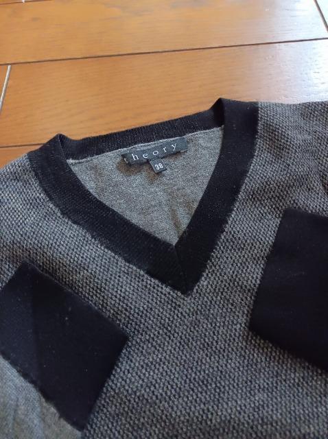 theory★定価約4万★Vネック薄手セーター★今から大活躍★美品★柔らか着心地抜群★男女OK★セオリー★ < 女性ファッション  theory★定価約4万★Vネック薄手セーター★今から大活躍★美品★柔らか着心地抜群★男女OK★セオリー★ < 女性ファッションの