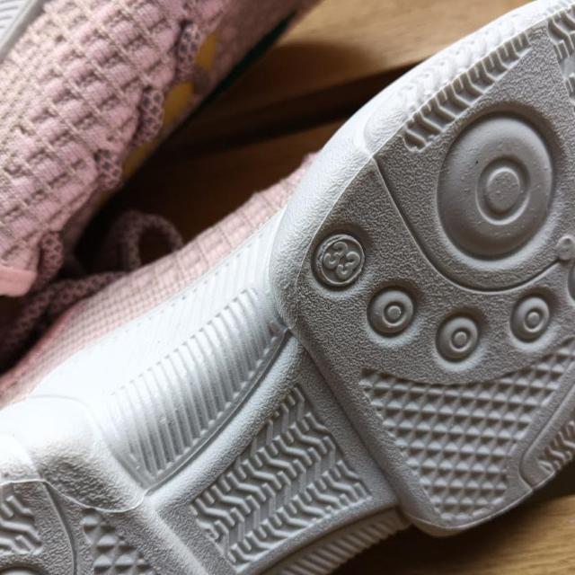 新品 20.5cm スニーカー ピンク 子供靴 キッズ 靴 シューズ ローカット < キッズ/ベビー  新品 20.5cm スニーカー ピンク 子供靴 キッズ 靴 シューズ ローカット < キッズ/ベビーの