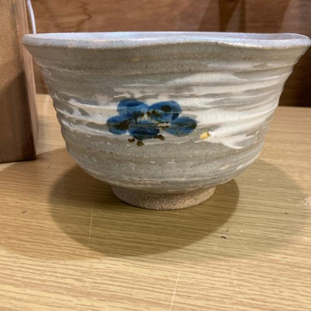 京焼 河合栄之助造 梅花文茶碗(共箱)【道】 宗sou < ホビー  京焼 河合栄之助造 梅花文茶碗(共箱)【道】 宗sou < ホビーの