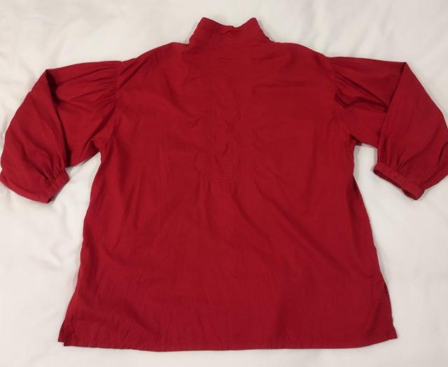 赤いバルーンスリーブ長袖シャツ < 女性ファッション 赤いバルーンスリーブ長袖シャツ < 女性ファッションの