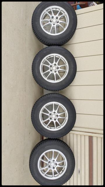 uWXg^X^bhX@DM?V3^215/70R16^n̂ݑΉ  /oCN