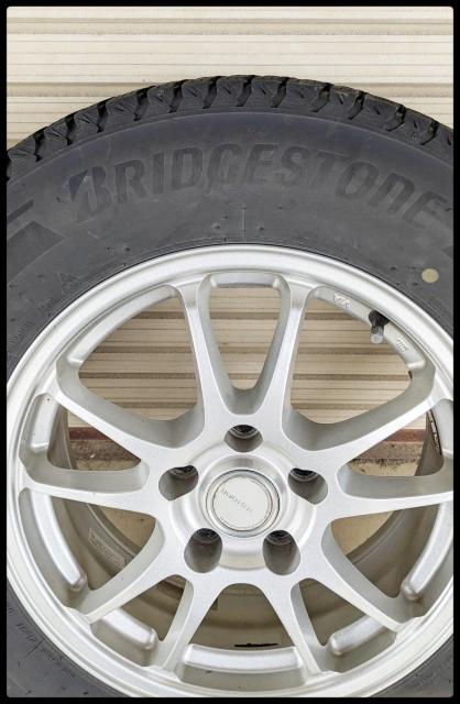 uWXg^X^bhX@DM?V3^215/70R16^n̂ݑΉ  /oCN