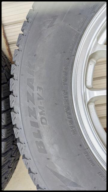 uWXg^X^bhX@DM?V3^215/70R16^n̂ݑΉ  /oCN