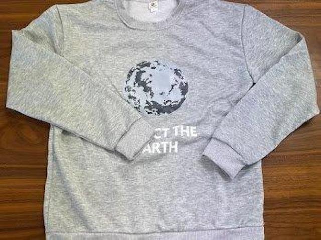 スウェット トレーナー グレー ロゴプリント 地球柄 オーバーサイズ ストリート系 韓国ファッション メンズカジュアル < 男性ファッション スウェット トレーナー グレー ロゴプリント 地球柄 オーバーサイズ ストリート系 韓国ファッション メンズカジュアル < 男性ファッションの