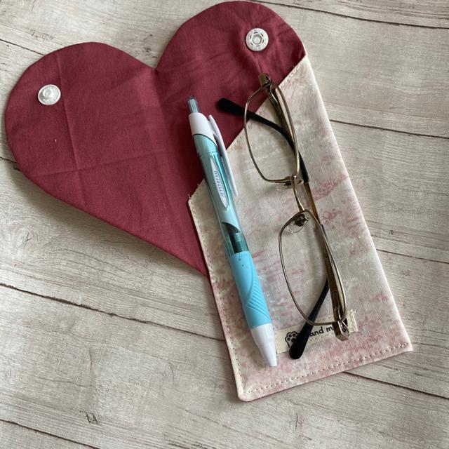 ☆ハンドメイド/開くとハート形になるメガネケースB < 女性ファッション ☆ハンドメイド/開くとハート形になるメガネケースB < 女性ファッションの