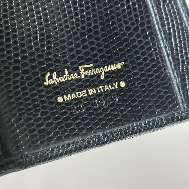 Salvatore Ferragamo �t�F���K�� ���@�� ���U�[�h�^�������U�[ ��܂� �����z �E�H���b�g �u���b�N �S�[���h �� �u�����h�� 