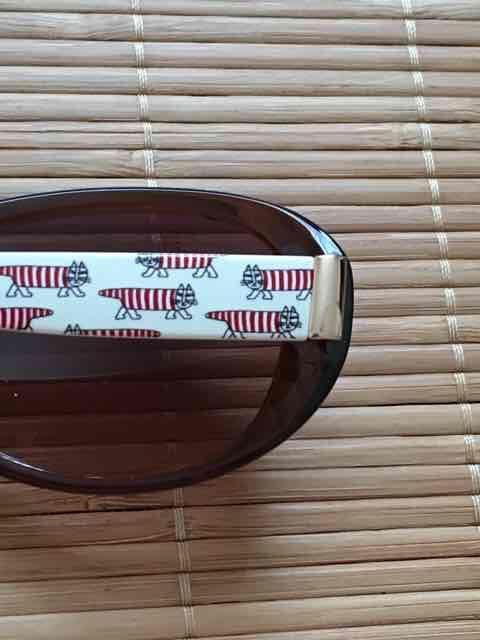 ZOFF×リサラーソン・ネコキャラクター柄サングラス。ブラウン < 女性ファッション ZOFF×リサラーソン・ネコキャラクター柄サングラス。ブラウン < 女性ファッションの