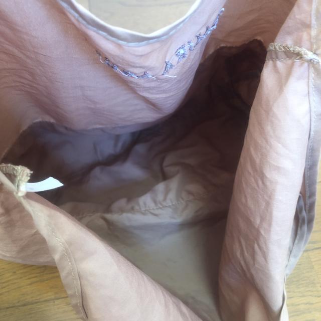  LAURA ASHLEY GRobO  uh 