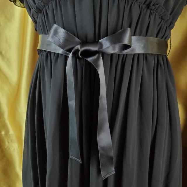 ★レストローズ★めちゃ素敵!!花柄刺!ひざ丈ワンピース★M★ < ブランド ★レストローズ★めちゃ素敵!!花柄刺!ひざ丈ワンピース★M★ < ブランドの