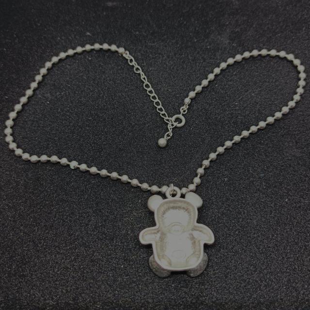 HOMICO★新品★ベア半立体モチーフネックレス/シルバー < 女性アクセサリー/時計  HOMICO★新品★ベア半立体モチーフネックレス/シルバー < 女性アクセサリー/時計の