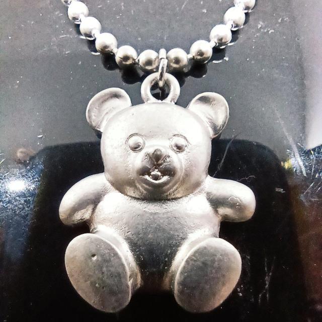 HOMICO★新品★ベア半立体モチーフネックレス/シルバー < 女性アクセサリー/時計  HOMICO★新品★ベア半立体モチーフネックレス/シルバー < 女性アクセサリー/時計の
