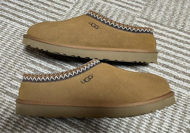 美品 UGG アグ  TASMAN タスマン メンズ US11 29cm カウスエード シープスキン 天然ウール 定価19800円 < ブランド  美品 UGG アグ  TASMAN タスマン メンズ US11 29cm カウスエード シープスキン 天然ウール 定価19800円  < ブランドの