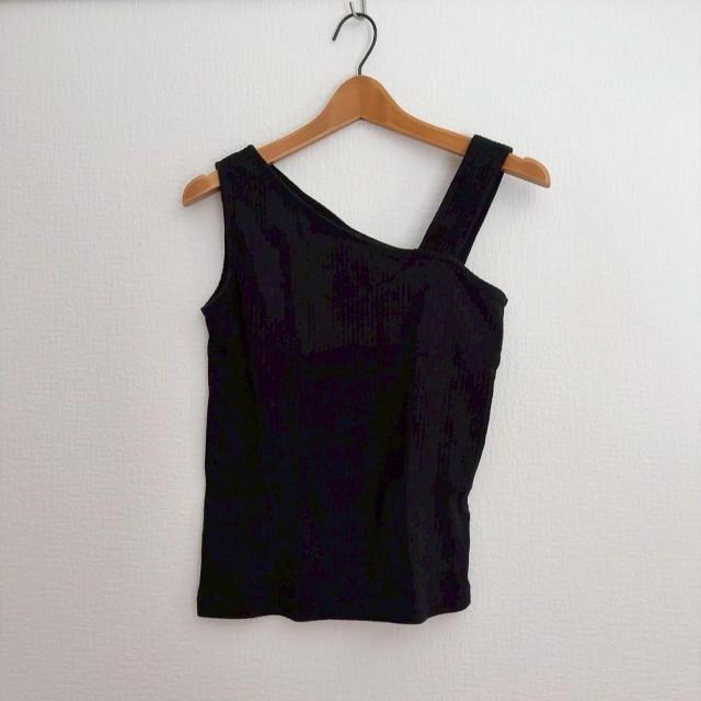 ◆GU/ジーユー◆アシンメトリーネックタンクトップ★ブラックS*大人気アイテム♪ < ブランド ◆GU/ジーユー◆アシンメトリーネックタンクトップ★ブラックS*大人気アイテム♪ < ブランドの