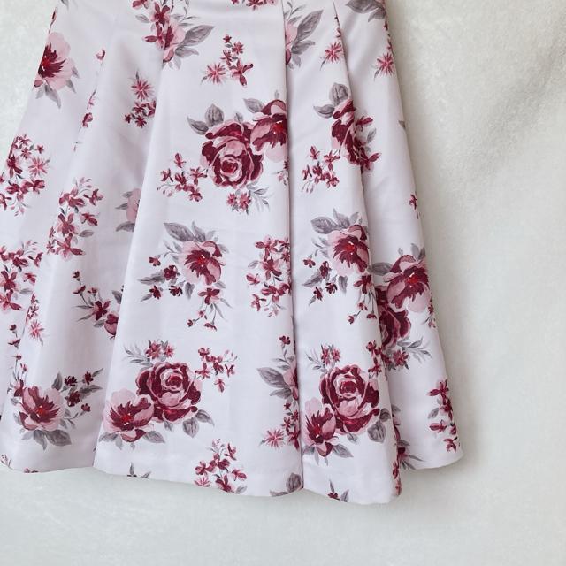 花柄 フレア スカート ひざ丈 M フェミニン オフィスカジュアル くすみピンク N2m < ブランド 花柄 フレア スカート ひざ丈 M フェミニン オフィスカジュアル くすみピンク N2m < ブランドの