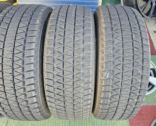 バリ溝!年式19 BRIDGESTONE BLIZZAK DM-V3  17インチスタッドレスタイヤ225/65R17 102Q < 自動車/バイク バリ溝!年式19 BRIDGESTONE BLIZZAK DM-V3  17インチスタッドレスタイヤ225/65R17 102Q < 自動車/バイク