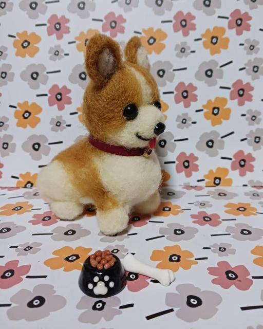 羊毛フェルト お尻の可愛いコーギー 餌・骨付き < ペット/手芸/園芸 羊毛フェルト お尻の可愛いコーギー 餌・骨付き < ペット/手芸/園芸の