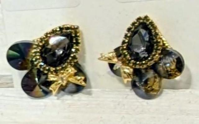 ピアス < 女性アクセサリー/時計 ピアス < 女性アクセサリー/時計の