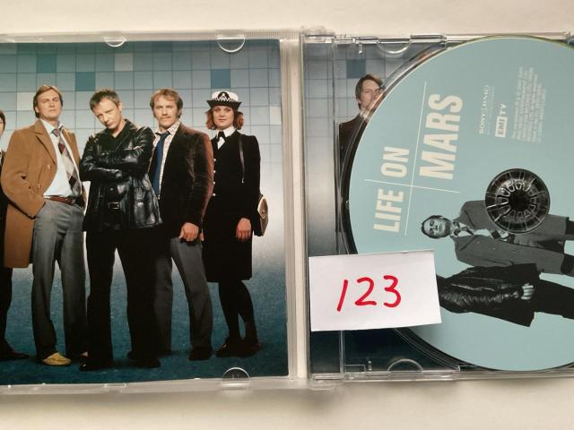 BBCドラマ LIFE ON MARS ORIGINAL SOUNDTRACK CD ライフ・オン・マーズ サントラ < CD/DVD/ビデオ BBCドラマ LIFE ON MARS ORIGINAL SOUNDTRACK CD ライフ・オン・マーズ サントラ < CD/DVD/ビデオの