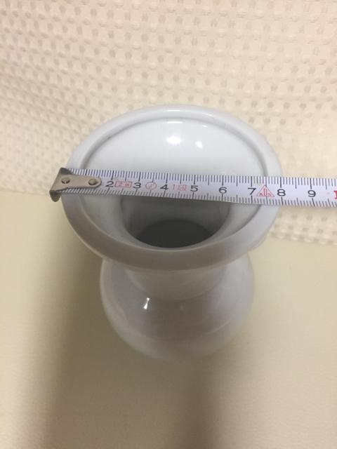 838.陶器の白花瓶☆小型 < インテリア/ライフ  838.陶器の白花瓶☆小型 < インテリア/ライフの