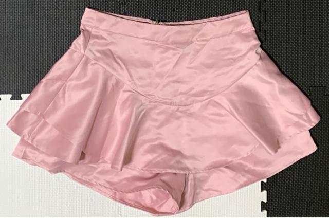 ピンク プリーツスカート < 女性ファッション  ピンク プリーツスカート  < 女性ファッションの