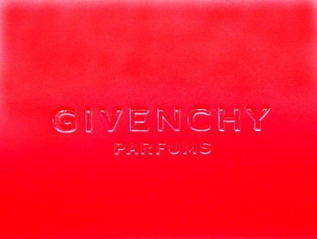 ジバンシィ ノベルティ ジオメトリックポーチ ファスナー開閉 レッド GIVENCHY PARFUMS【正規品】 < ブランド ジバンシィ ノベルティ ジオメトリックポーチ ファスナー開閉 レッド GIVENCHY PARFUMS【正規品】 < ブランドの