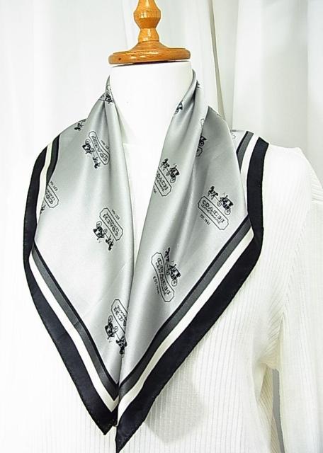 500円スタ★正規品 美品 COACH コーチ ロゴ シルク スカーフ 53x53cm 馬車柄 < ブランド 500円スタ★正規品 美品 COACH コーチ ロゴ シルク スカーフ 53x53cm 馬車柄 < ブランドの