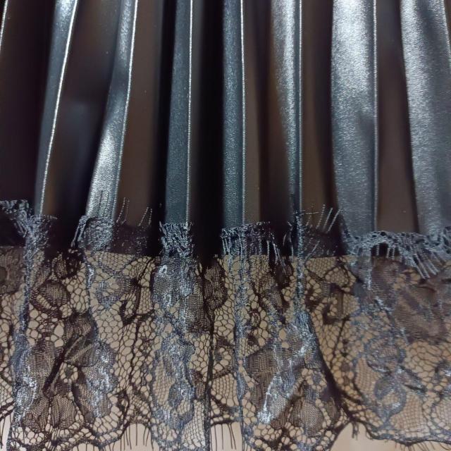 Randy★新品★レース切り替え合皮プリーツスカート < 女性ファッション  Randy★新品★レース切り替え合皮プリーツスカート < 女性ファッションの