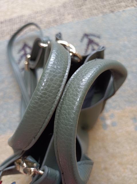 オペークドットクリップ★柔らかフェイクレザー★2wayバック★カーキ★新品同様★ポケットいっぱい便利便利★オススメ★ < 女性ファッション  オペークドットクリップ★柔らかフェイクレザー★2wayバック★カーキ★新品同様★ポケットいっぱい便利便利★オススメ★ < 女性ファッションの