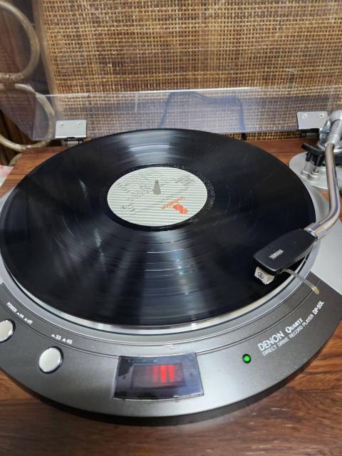 フルレストア!カートリッジ新品!完動超美品DENONターンテーブルDP-50L < 家電/AV  フルレストア!カートリッジ新品!完動超美品DENONターンテーブルDP-50L < 家電/AVの