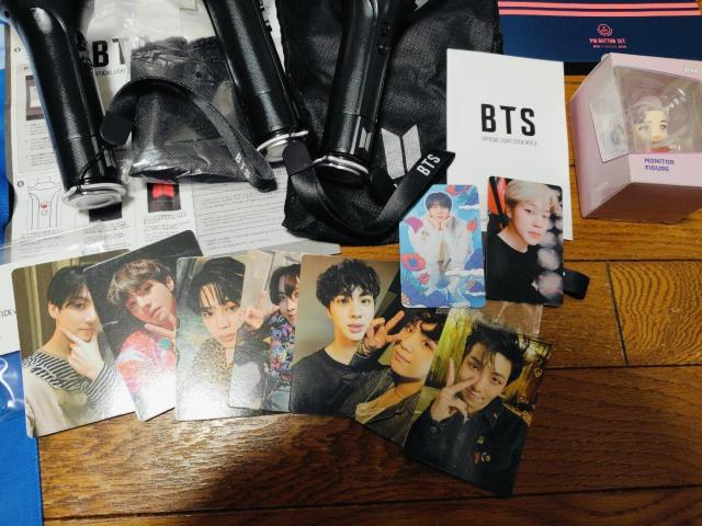 BTS �y�����C�g ver.3 �A�~�{�� �g���J �J�[�h �W�����O�N �X���[�K�� �h�e���N�c �ʃo�b�W �� �^�����g�O�b�Y�� 