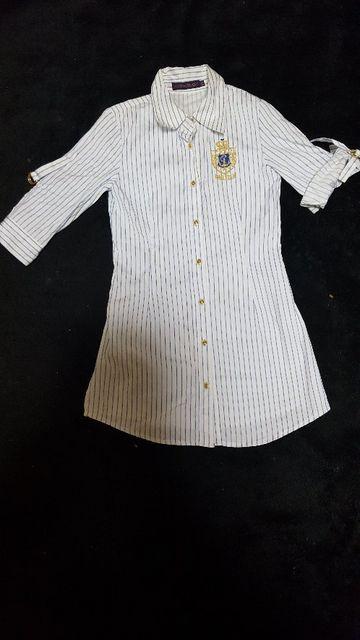 美品 Roni Yシャツ サイズSM < ブランド  美品 Roni Yシャツ サイズSM  < ブランドの