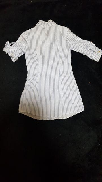 美品 Roni Yシャツ サイズSM < ブランド  美品 Roni Yシャツ サイズSM < ブランドの
