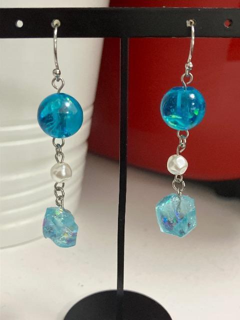 ハンドメイド レジン フックピアス  < 女性ファッション  ハンドメイド レジン フックピアス   < 女性ファッションの