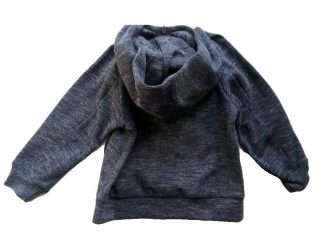 100★ユニクロ★UNIQLO★ドライストレッチスウェットパーカー★新品★送料無料 < キッズ/ベビー  100★ユニクロ★UNIQLO★ドライストレッチスウェットパーカー★新品★送料無料 < キッズ/ベビーの