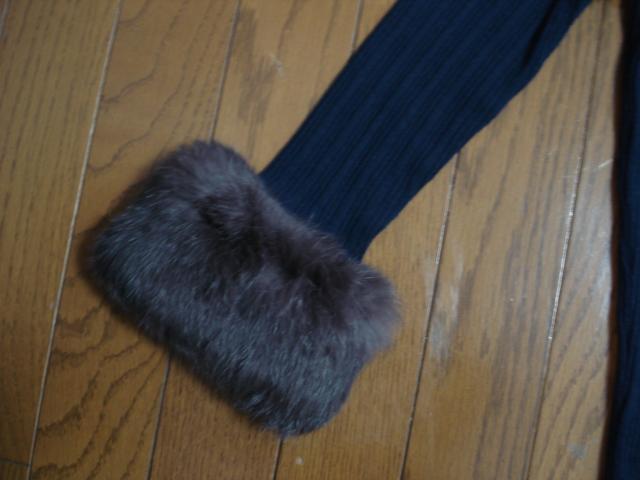 ★アプワイザーリッシェ 袖ファー付きバックデザインリブ編みニット★クローゼット整理価格! < ブランド ★アプワイザーリッシェ 袖ファー付きバックデザインリブ編みニット★クローゼット整理価格! < ブランドの