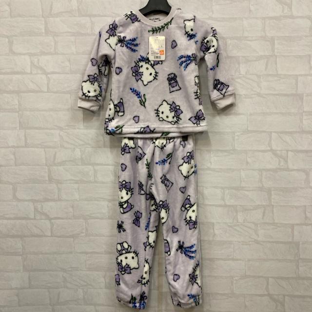即決 新品 サンリオ HELLO KITTY トレーナー スウェットパンツ < キッズ/ベビー 即決 新品 サンリオ HELLO KITTY トレーナー スウェットパンツ < キッズ/ベビーの