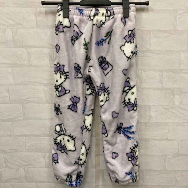 即決 新品 サンリオ HELLO KITTY トレーナー スウェットパンツ < キッズ/ベビー 即決 新品 サンリオ HELLO KITTY トレーナー スウェットパンツ < キッズ/ベビーの