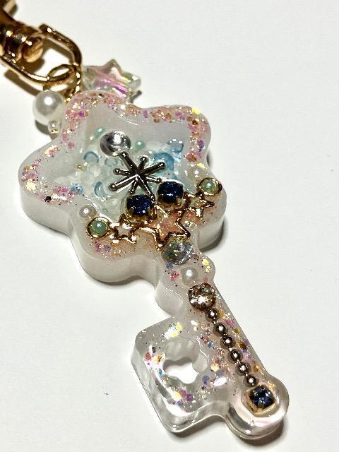 レジンシェイカー ハンドメイド 鍵 < 女性ファッション レジンシェイカー ハンドメイド 鍵 < 女性ファッションの