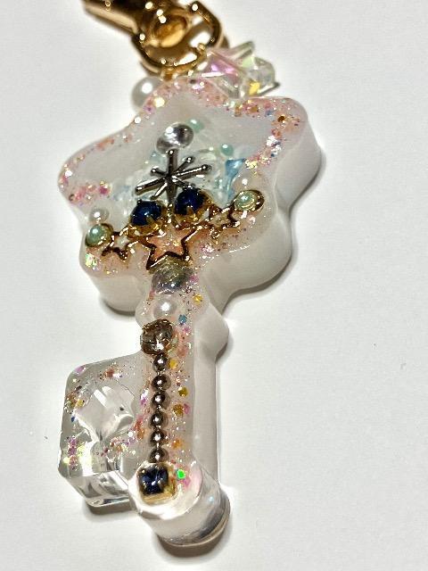 レジンシェイカー ハンドメイド 鍵 < 女性ファッション レジンシェイカー ハンドメイド 鍵 < 女性ファッションの