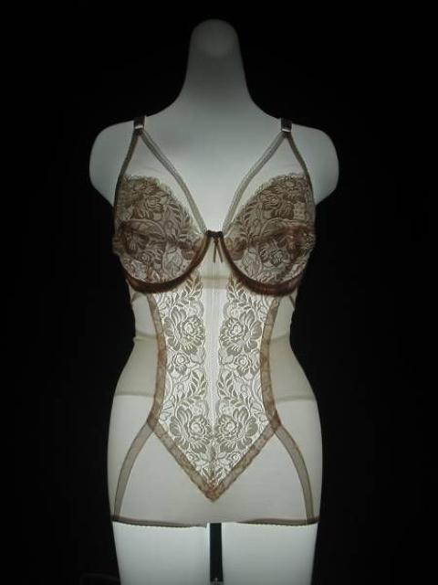 匿名配送180円 新品 マイブランシュボディースーツ C70M < 女性ファッション  匿名配送180円 新品 マイブランシュボディースーツ C70M  < 女性ファッションの