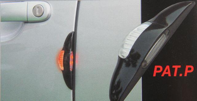 LEDが綺麗に光るドアガードtype2 ドアエッジプロテクター < 自動車/バイク LEDが綺麗に光るドアガードtype2 ドアエッジプロテクター < 自動車/バイク