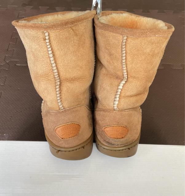 ミネトンカ ムートンブーツ ベージュ ミドル丈  サイズ8 25cm  防寒 中古 < 女性ファッション  ミネトンカ ムートンブーツ ベージュ ミドル丈  サイズ8 25cm  防寒 中古 < 女性ファッションの