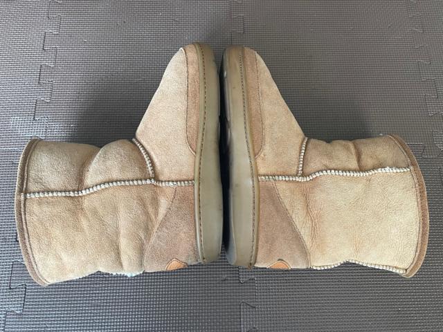 ミネトンカ ムートンブーツ ベージュ ミドル丈  サイズ8 25cm  防寒 中古 < 女性ファッション  ミネトンカ ムートンブーツ ベージュ ミドル丈  サイズ8 25cm  防寒 中古 < 女性ファッションの