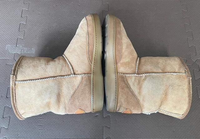 ミネトンカ ムートンブーツ ベージュ ミドル丈  サイズ8 25cm  防寒 中古 < 女性ファッション  ミネトンカ ムートンブーツ ベージュ ミドル丈  サイズ8 25cm  防寒 中古 < 女性ファッションの