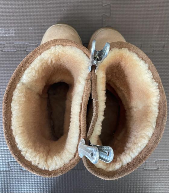 ミネトンカ ムートンブーツ ベージュ ミドル丈  サイズ8 25cm  防寒 中古 < 女性ファッション  ミネトンカ ムートンブーツ ベージュ ミドル丈  サイズ8 25cm  防寒 中古 < 女性ファッションの