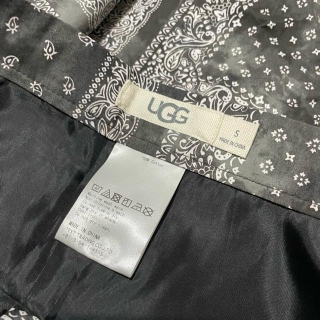 UGG 美品 バンダナ 総柄 フロントボタン ミニ スカート < 女性ファッション UGG 美品 バンダナ 総柄 フロントボタン ミニ スカート < 女性ファッションの
